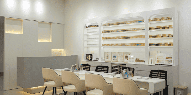 Why choose Lalla Nail salon Da Nang for premium nail services?
