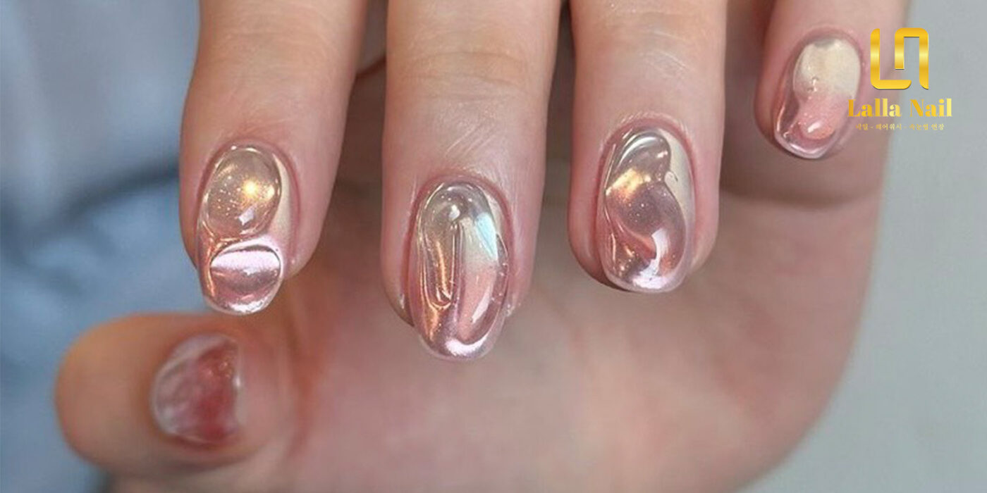 Short Nail Designs: Unique and Creative Suggestions